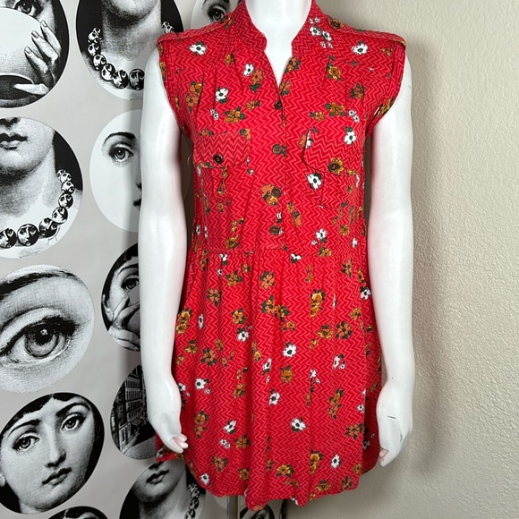 Angie Red & Multicolor Floral Print Vneck Dress w/ Pockets, Sz M - Picture 2 of 11